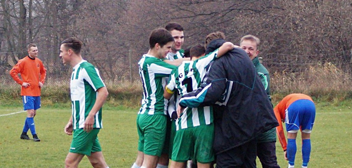 Erste – Derbysieg in Vetschau